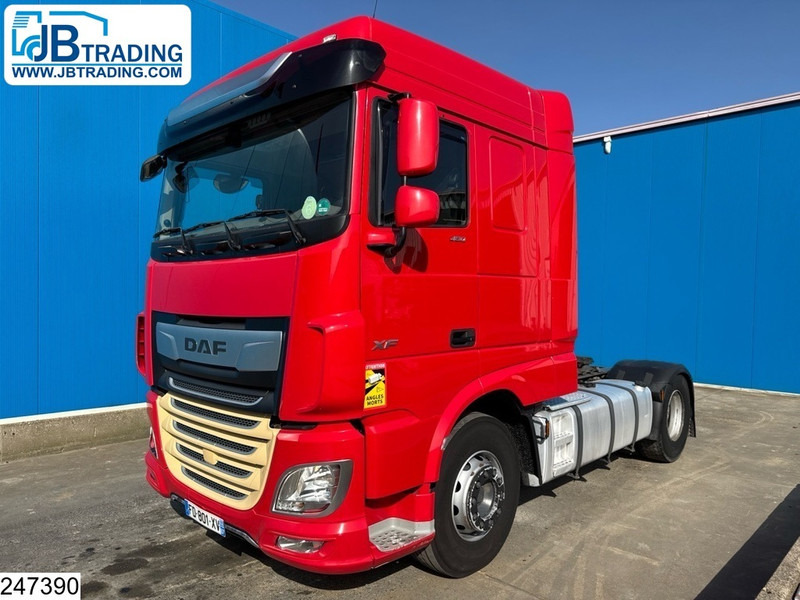 DAF XF 480 EURO 6, Standairco, PTO - Nyergesvontató: 1 kép. DAF XF 480 EURO 6, Standairco, PTO - Nyergesvontató: 1 kép.
