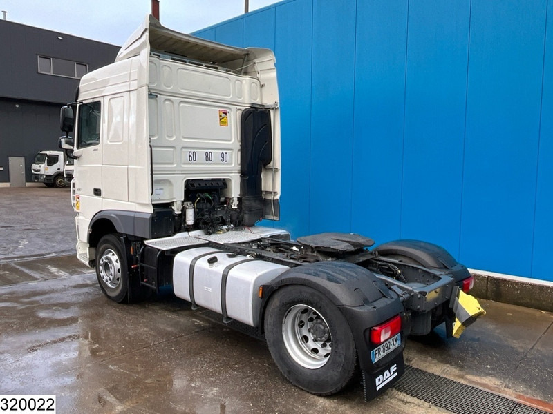 DAF XF 480 EURO 6D, Retarder, PTO - Nyergesvontató: 4 kép. DAF XF 480 EURO 6D, Retarder, PTO - Nyergesvontató: 4 kép.