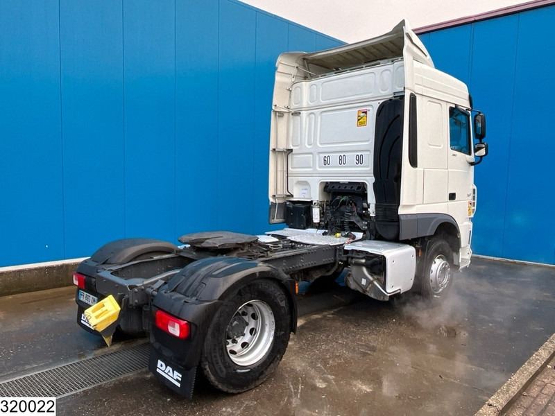 DAF XF 480 EURO 6D, Retarder, PTO - Nyergesvontató: 2 kép. DAF XF 480 EURO 6D, Retarder, PTO - Nyergesvontató: 2 kép.