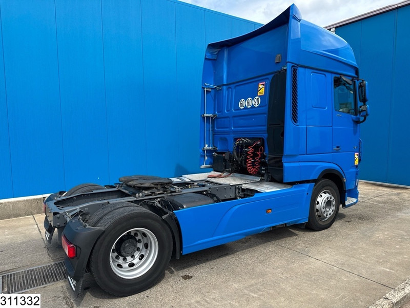 DAF XF 480 SSC, EURO 6D, Standairco - Nyergesvontató: 2 kép. DAF XF 480 SSC, EURO 6D, Standairco - Nyergesvontató: 2 kép.