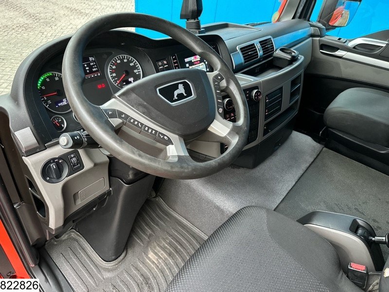 MAN TGS 18 460 EURO 6, ACC, Retarder, PTO - Nyergesvontató: 5 kép. MAN TGS 18 460 EURO 6, ACC, Retarder, PTO - Nyergesvontató: 5 kép.