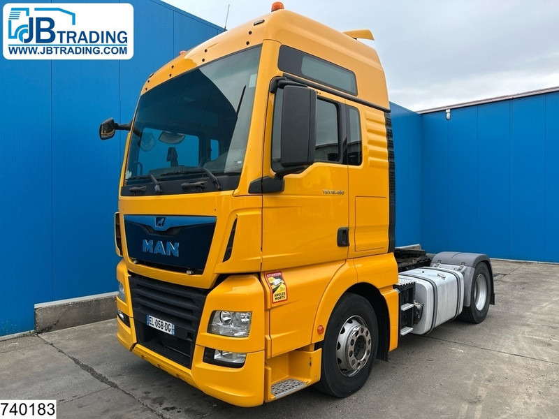 MAN TGX 18 460 XXL, EURO 6 - Nyergesvontató: 1 kép. MAN TGX 18 460 XXL, EURO 6 - Nyergesvontató: 1 kép.