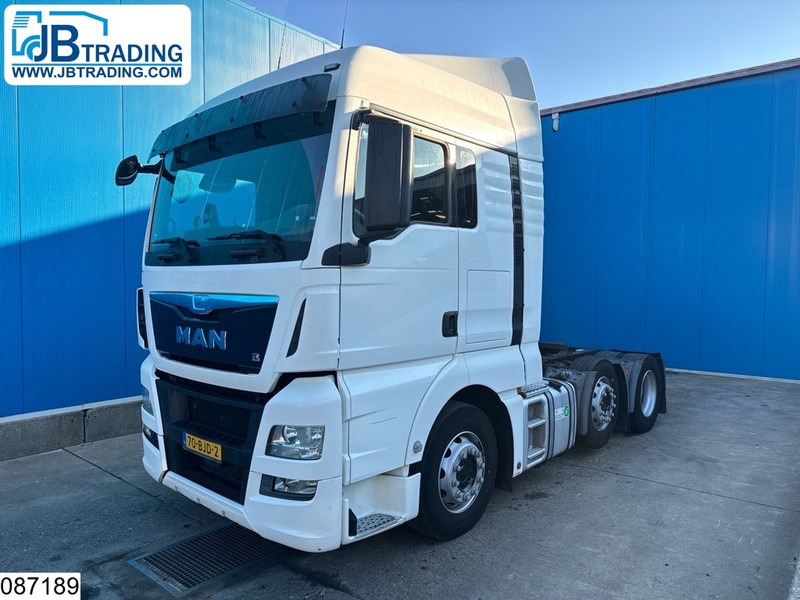 MAN TGX 24 460 6x2, EURO 6 - Nyergesvontató: 1 kép. MAN TGX 24 460 6x2, EURO 6 - Nyergesvontató: 1 kép.
