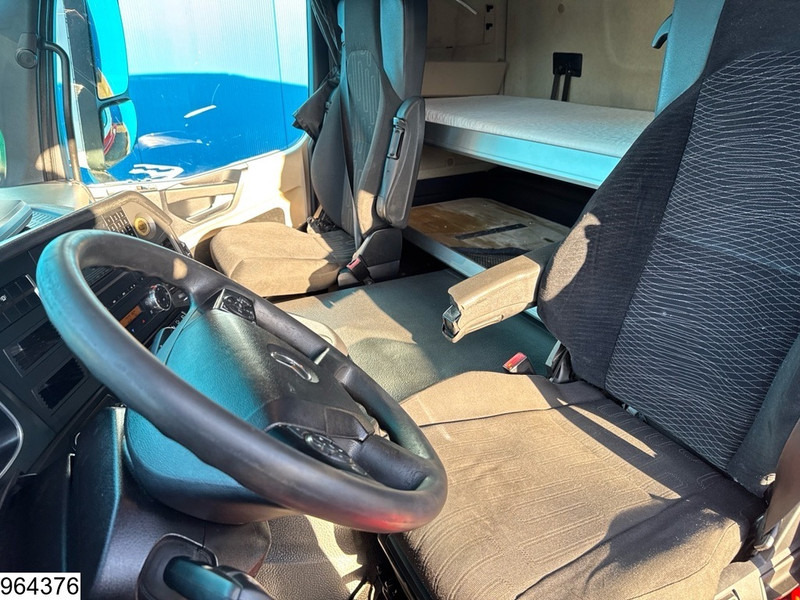 Nyergesvontató Mercedes-Benz Actros 1843 EURO 6, Hydrauliek, Retarder, LOHR: 9 kép. Nyergesvontató Mercedes-Benz Actros 1843 EURO 6, Hydrauliek, Retarder, LOHR: 9 kép.