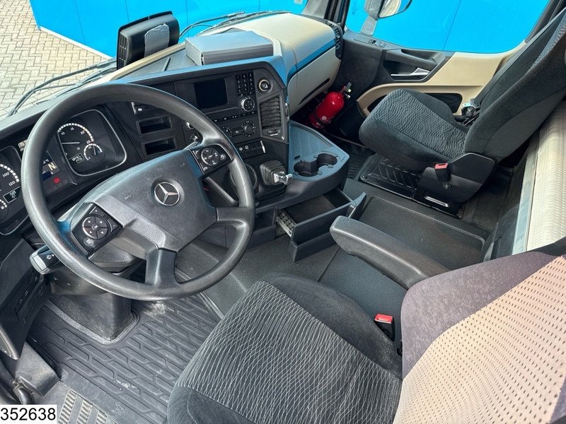 Mercedes-Benz Actros 1845 EURO 6, Hydraulic - Nyergesvontató: 5 kép. Mercedes-Benz Actros 1845 EURO 6, Hydraulic - Nyergesvontató: 5 kép.