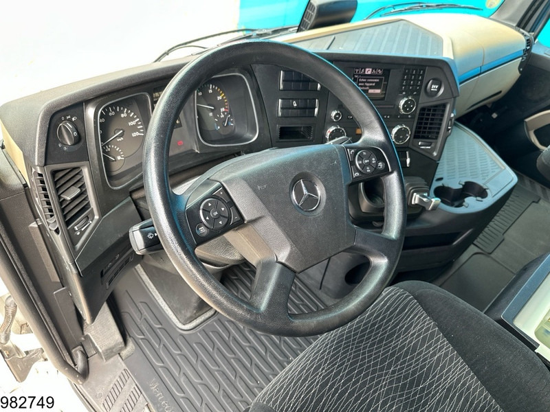 Mercedes-Benz Actros 1845 EURO 6, Retarder - Nyergesvontató: 5 kép. Mercedes-Benz Actros 1845 EURO 6, Retarder - Nyergesvontató: 5 kép.