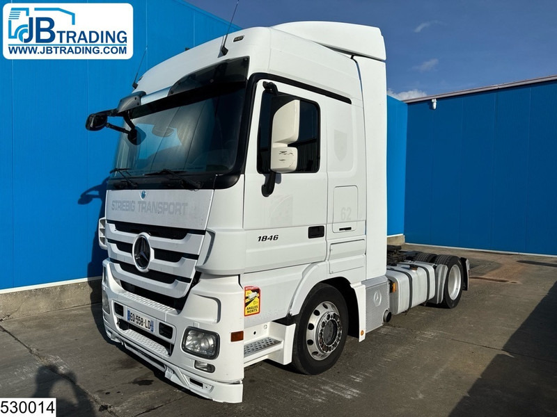 Mercedes-Benz Actros 1846 EURO 5 - Nyergesvontató: 1 kép. Mercedes-Benz Actros 1846 EURO 5 - Nyergesvontató: 1 kép.