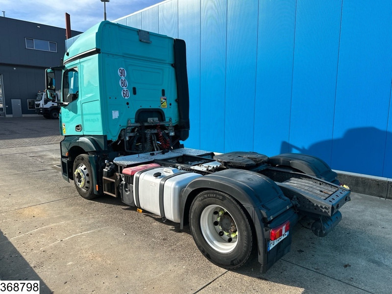 Mercedes-Benz Actros 1848 EURO 6, Retarder, PTO, Standairco - Nyergesvontató: 4 kép. Mercedes-Benz Actros 1848 EURO 6, Retarder, PTO, Standairco - Nyergesvontató: 4 kép.