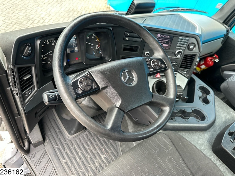 Mercedes-Benz Antos 1843 EURO 6, PTO - Nyergesvontató: 5 kép. Mercedes-Benz Antos 1843 EURO 6, PTO - Nyergesvontató: 5 kép.