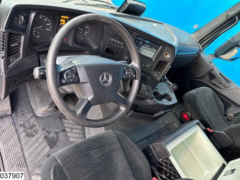 Mercedes-Benz Arocs 2645 6X4, EURO 6, Retarder, Hydraulic - Nyergesvontató: 5 kép. Mercedes-Benz Arocs 2645 6X4, EURO 6, Retarder, Hydraulic - Nyergesvontató: 5 kép.