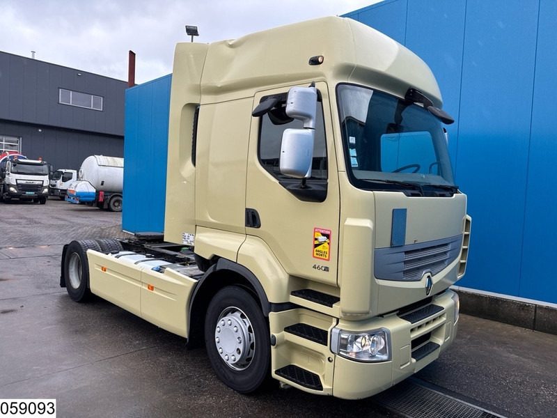 Renault Premium 460 Dxi EURO 5 - Nyergesvontató: 3 kép. Renault Premium 460 Dxi EURO 5 - Nyergesvontató: 3 kép.