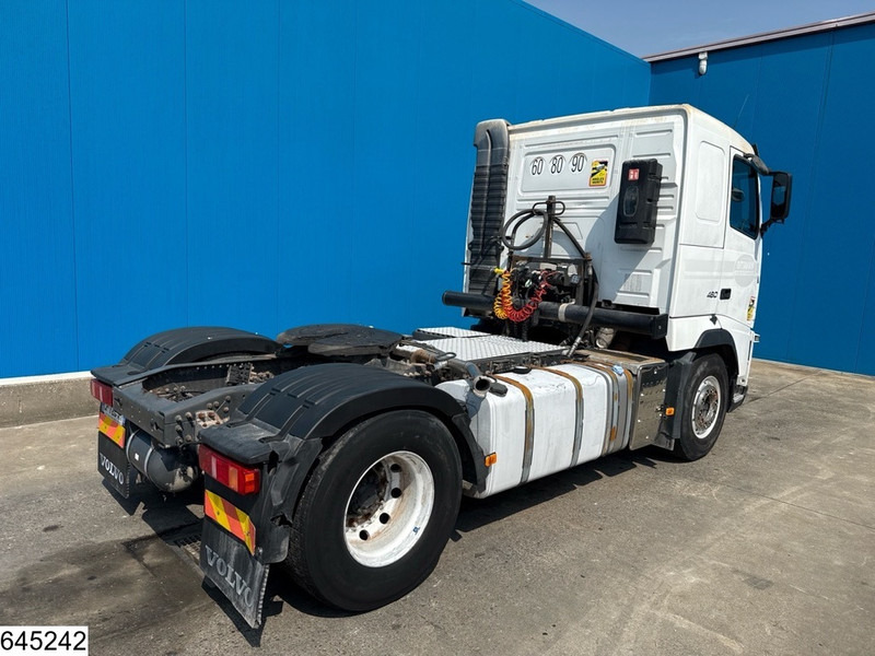 Volvo FH 460 EURO 5, Hydraulic - Nyergesvontató: 2 kép. Volvo FH 460 EURO 5, Hydraulic - Nyergesvontató: 2 kép.