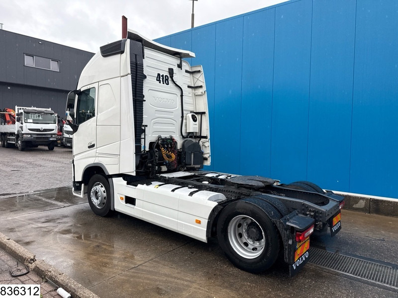 Volvo FH 460 XL, EURO 6, Standairco, i-Shift - Nyergesvontató: 4 kép. Volvo FH 460 XL, EURO 6, Standairco, i-Shift - Nyergesvontató: 4 kép.