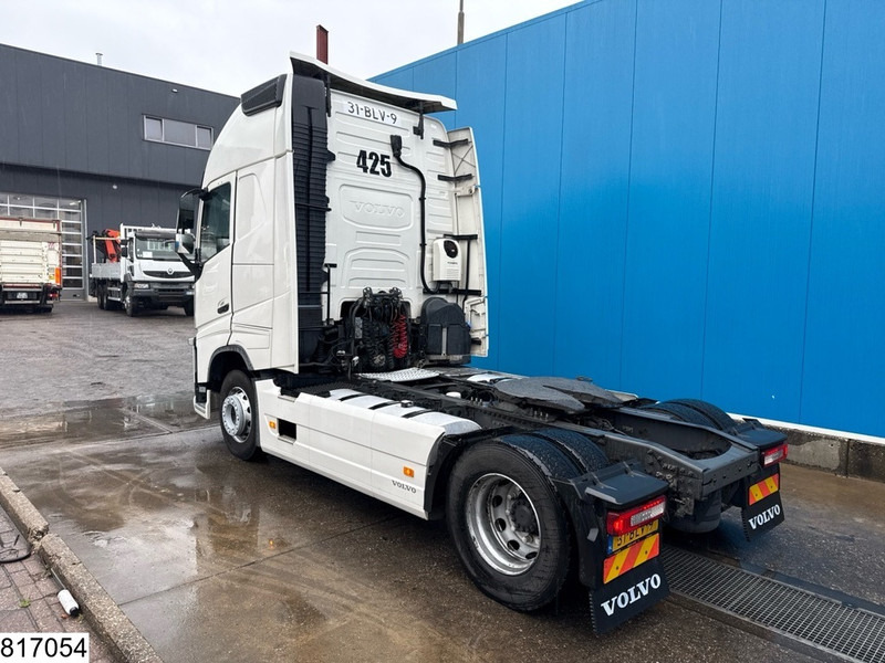 Volvo FH 460 XL, EURO 6, Standairco, i-Shift - Nyergesvontató: 4 kép. Volvo FH 460 XL, EURO 6, Standairco, i-Shift - Nyergesvontató: 4 kép.