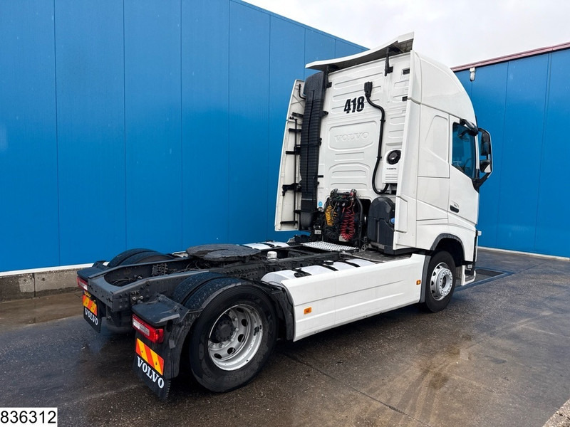 Volvo FH 460 XL, EURO 6, Standairco, i-Shift - Nyergesvontató: 3 kép. Volvo FH 460 XL, EURO 6, Standairco, i-Shift - Nyergesvontató: 3 kép.