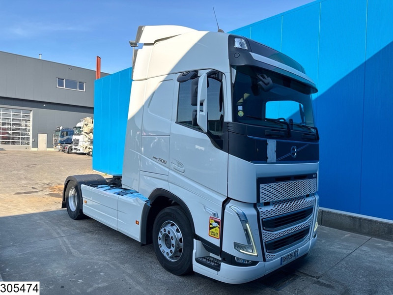 Volvo FH 500 EURO 6 - Nyergesvontató: 4 kép. Volvo FH 500 EURO 6 - Nyergesvontató: 4 kép.