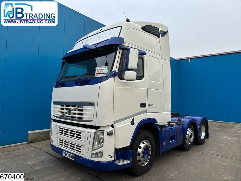 Volvo FH13 540 6x2, EURO 5, RHD, PTO, Compressor - Nyergesvontató: 1 kép. Volvo FH13 540 6x2, EURO 5, RHD, PTO, Compressor - Nyergesvontató: 1 kép.