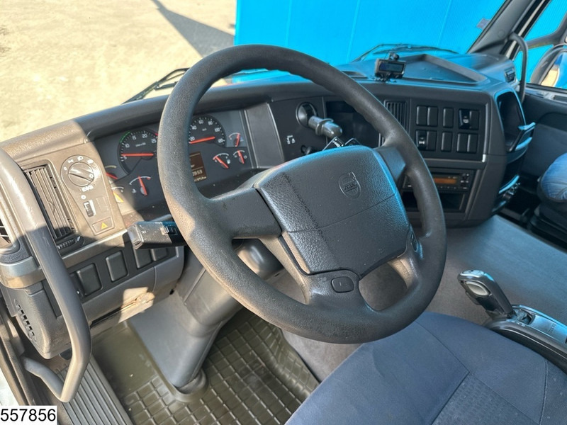 Volvo FM 450 EURO 5 - Nyergesvontató: 5 kép. Volvo FM 450 EURO 5 - Nyergesvontató: 5 kép.