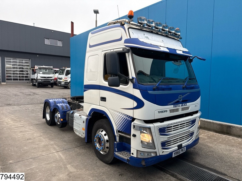 Volvo FM 460 6x2, EURO 6, RHD, Compressor - Nyergesvontató: 2 kép. Volvo FM 460 6x2, EURO 6, RHD, Compressor - Nyergesvontató: 2 kép.