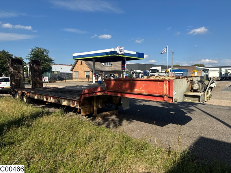 ROBUSTE semie 38.000 KG - Félpótkocsi mélybölcsős: 4 kép. ROBUSTE semie 38.000 KG - Félpótkocsi mélybölcsős: 4 kép.