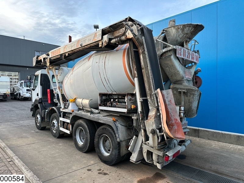 Renault Kerax 410 Dxi 8x4, EURO4, Cifa, 9m3, Remote - Betonmixer: 2 kép. Renault Kerax 410 Dxi 8x4, EURO4, Cifa, 9m3, Remote - Betonmixer: 2 kép.