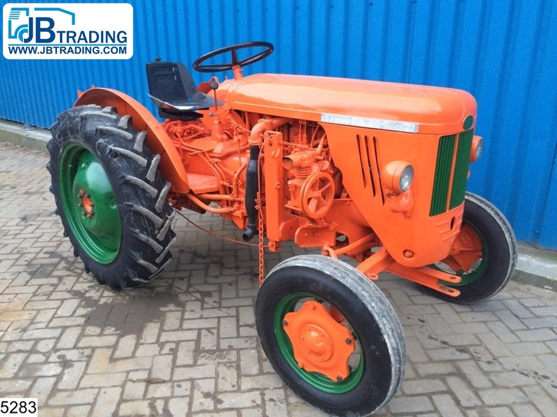 Same DA 30 2WD - Traktor: 1 kép. Same DA 30 2WD - Traktor: 1 kép.