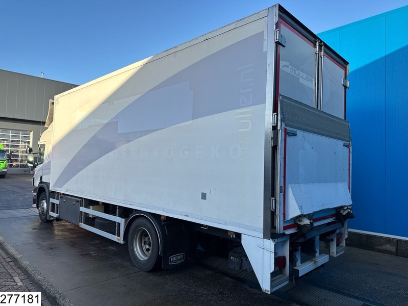 Scania P 360 EURO 5, Carrier, B.A.R. - Hűtős teherautó: 4 kép. Scania P 360 EURO 5, Carrier, B.A.R. - Hűtős teherautó: 4 kép.