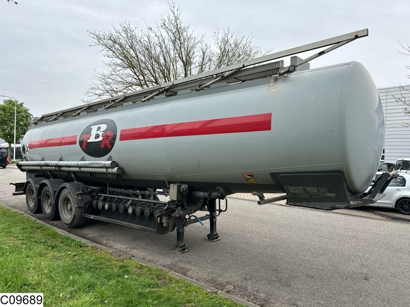 Trailor Fuel 39915 Liter, 9 Compartments - Tartályos félpótkocsi: 5 kép. Trailor Fuel 39915 Liter, 9 Compartments - Tartályos félpótkocsi: 5 kép.
