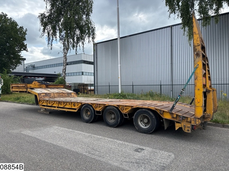 Trax Lowbed 53.000 KG - Félpótkocsi mélybölcsős: 4 kép. Trax Lowbed 53.000 KG - Félpótkocsi mélybölcsős: 4 kép.