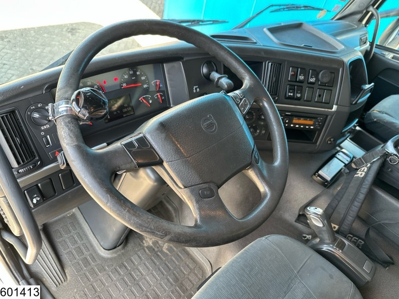 Volvo FM 370 6X2, EURO 5, Palfinger, Remote - Platós teherautó, Darus autó: 5 kép. Volvo FM 370 6X2, EURO 5, Palfinger, Remote - Platós teherautó, Darus autó: 5 kép.