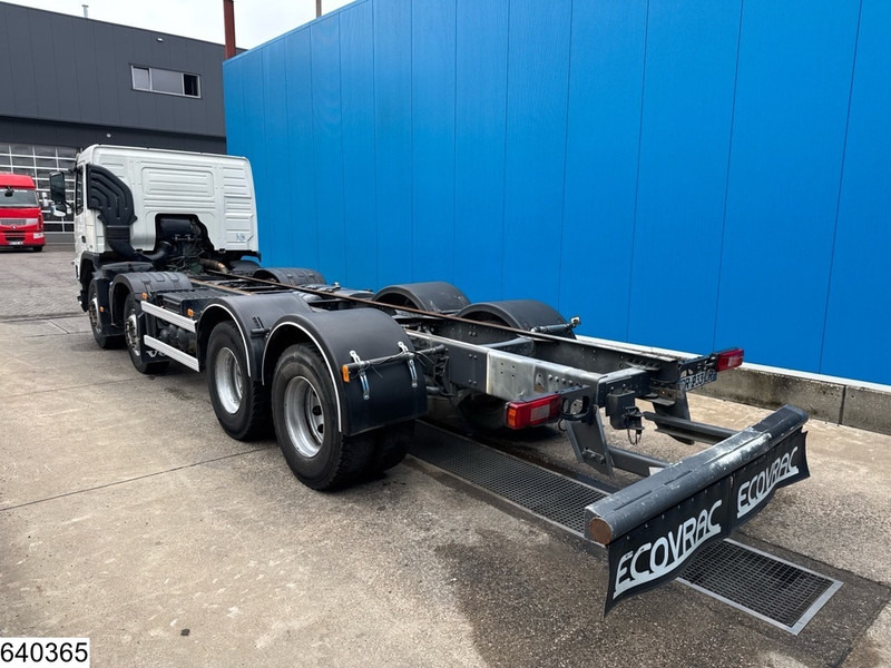 Volvo FM 410 8x4, EURO 5, PTO - Alvaz teherautó: 4 kép. Volvo FM 410 8x4, EURO 5, PTO - Alvaz teherautó: 4 kép.