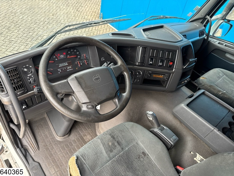 Volvo FM 410 8x4, EURO 5, PTO - Alvaz teherautó: 5 kép. Volvo FM 410 8x4, EURO 5, PTO - Alvaz teherautó: 5 kép.