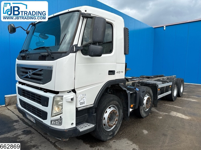 Volvo FM 410 8x4, EURO 5, PTO - Alvaz teherautó: 1 kép. Volvo FM 410 8x4, EURO 5, PTO - Alvaz teherautó: 1 kép.