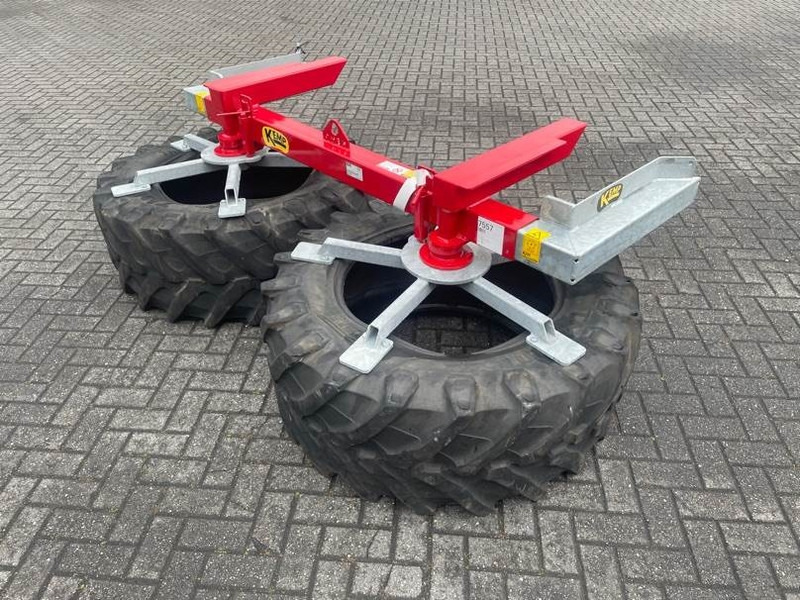 Kemp DVBBI-2,10MTR-Sweeper wheel/Kehrreifen/Veegband - Adapterek - Építőipari gépek: 1 kép. Kemp DVBBI-2,10MTR-Sweeper wheel/Kehrreifen/Veegband - Adapterek - Építőipari gépek: 1 kép.