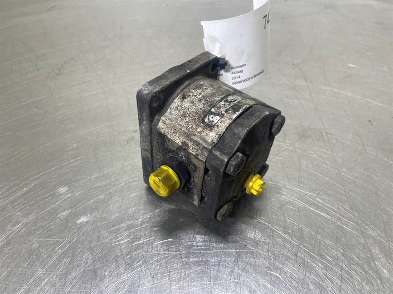 Ahlmann AS900-23120311-Haldex WM09A1-Lueftermotor - Hidraulika - Építőipari gépek: 2 kép. Ahlmann AS900-23120311-Haldex WM09A1-Lueftermotor - Hidraulika - Építőipari gépek: 2 kép.