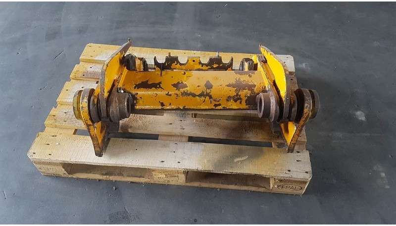 Ahlmann AZ 10 - Quick coupler/Schnellwechsler/Snelwissel - Gyorscsatlakozó - Építőipari gépek: 4 kép. Ahlmann AZ 10 - Quick coupler/Schnellwechsler/Snelwissel - Gyorscsatlakozó - Építőipari gépek: 4 kép.