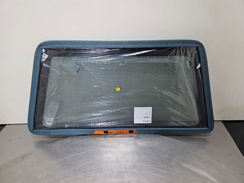 Ahlmann AZ150-4102176A-Window/Scheibe/Dakruit - Fülke és belső tér - Építőipari gépek: 1 kép. Ahlmann AZ150-4102176A-Window/Scheibe/Dakruit - Fülke és belső tér - Építőipari gépek: 1 kép.