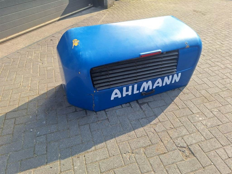 Ahlmann AZ150-4180734A-Engine hood/Motorhaube/Motorkap - Keret/ Alváz - Építőipari gépek: 4 kép. Ahlmann AZ150-4180734A-Engine hood/Motorhaube/Motorkap - Keret/ Alváz - Építőipari gépek: 4 kép.