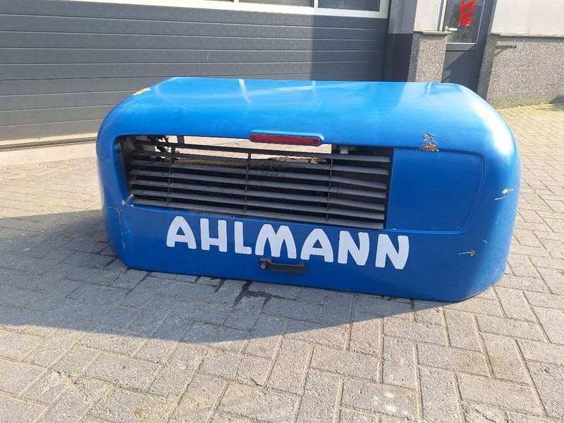 Ahlmann AZ150-4180734A-Engine hood/Motorhaube/Motorkap - Keret/ Alváz - Építőipari gépek: 1 kép. Ahlmann AZ150-4180734A-Engine hood/Motorhaube/Motorkap - Keret/ Alváz - Építőipari gépek: 1 kép.