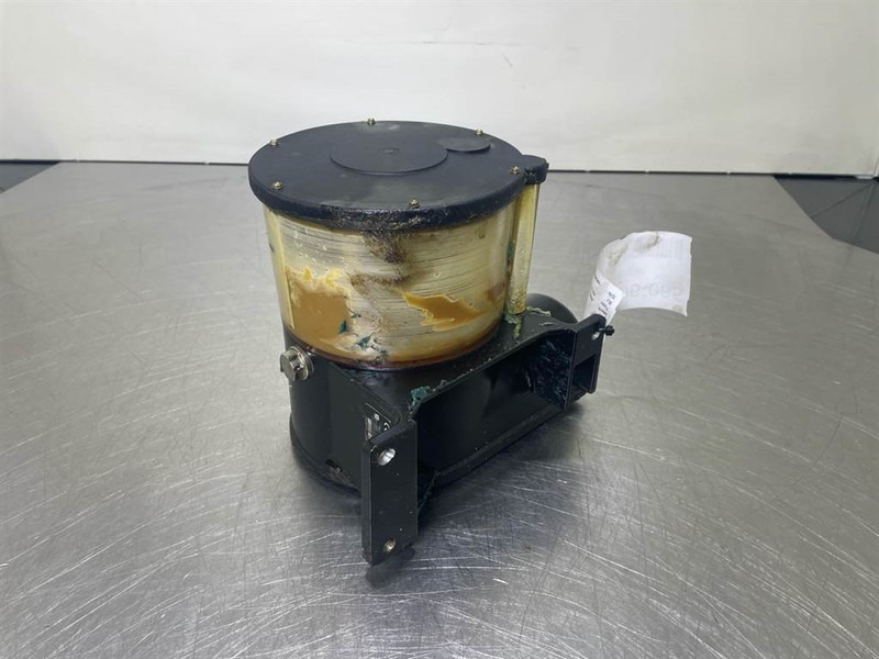 Ahlmann AZ150-Vogel KFG1-5+924 24V-Lubricating system - Keret/ Alváz - Építőipari gépek: 3 kép. Ahlmann AZ150-Vogel KFG1-5+924 24V-Lubricating system - Keret/ Alváz - Építőipari gépek: 3 kép.