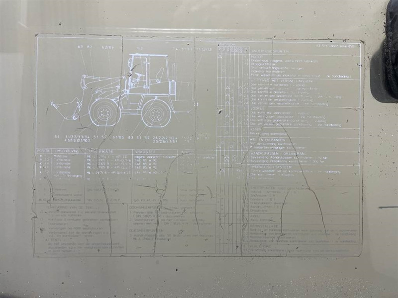 Ahlmann AZ6-4145329K-Door/Tür/Deur - Fülke és belső tér - Építőipari gépek: 5 kép. Ahlmann AZ6-4145329K-Door/Tür/Deur - Fülke és belső tér - Építőipari gépek: 5 kép.