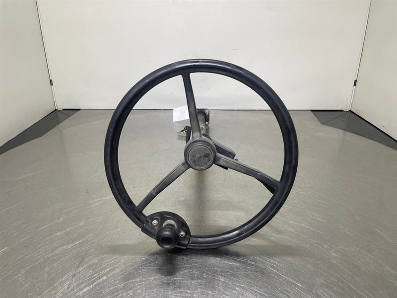 Ahlmann AZ6-4197340A-Steering wheel/Lenkrad/Stuur - Fülke és belső tér - Építőipari gépek: 2 kép. Ahlmann AZ6-4197340A-Steering wheel/Lenkrad/Stuur - Fülke és belső tér - Építőipari gépek: 2 kép.