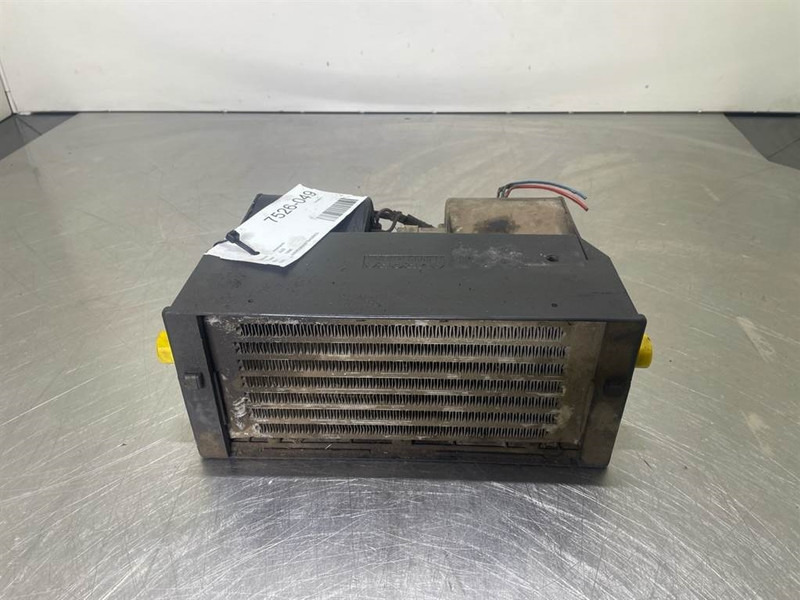 Ahlmann AZ6-Aurora Teddy Einbau 12V-Blower/Heater - Fülke és belső tér - Építőipari gépek: 2 kép. Ahlmann AZ6-Aurora Teddy Einbau 12V-Blower/Heater - Fülke és belső tér - Építőipari gépek: 2 kép.