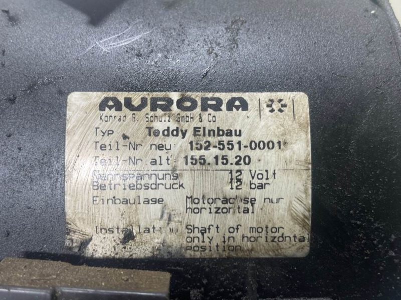 Ahlmann AZ6-Aurora Teddy Einbau 12V-Blower/Heater - Fülke és belső tér - Építőipari gépek: 5 kép. Ahlmann AZ6-Aurora Teddy Einbau 12V-Blower/Heater - Fülke és belső tér - Építőipari gépek: 5 kép.