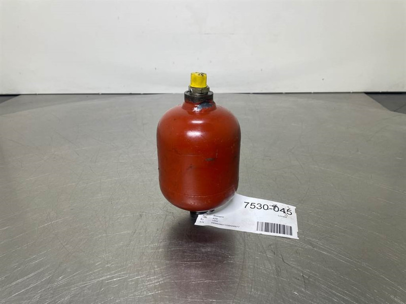 Ahlmann AZ6-Bosch 0531502506-Accumulator/Hydrospeicher - Hidraulika - Építőipari gépek: 1 kép. Ahlmann AZ6-Bosch 0531502506-Accumulator/Hydrospeicher - Hidraulika - Építőipari gépek: 1 kép.