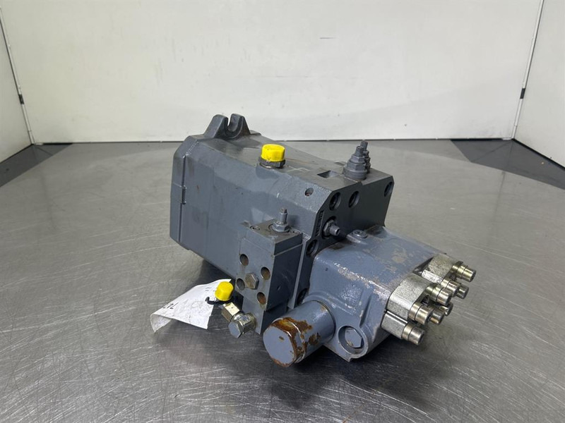 Atlas 1704MH - Drive motor/Fahrmotor/Rijmotor - Hidraulika - Építőipari gépek: 3 kép. Atlas 1704MH - Drive motor/Fahrmotor/Rijmotor - Hidraulika - Építőipari gépek: 3 kép.