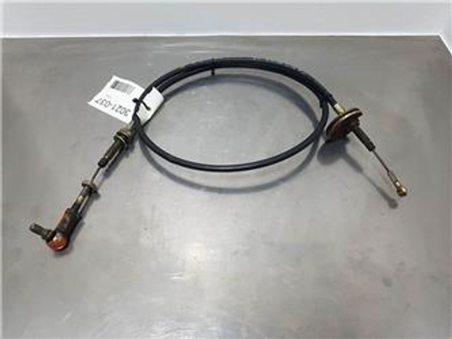 Atlas 52E - Handbrake cable/Bremszug/Handremkabel - Keret/ Alváz - Építőipari gépek: 1 kép. Atlas 52E - Handbrake cable/Bremszug/Handremkabel - Keret/ Alváz - Építőipari gépek: 1 kép.