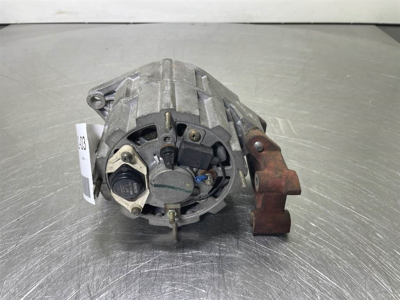 Bosch 0120488208-28V 35A-Alternator/Lichtmaschine/Dynamo - Motor - Építőipari gépek: 3 kép. Bosch 0120488208-28V 35A-Alternator/Lichtmaschine/Dynamo - Motor - Építőipari gépek: 3 kép.