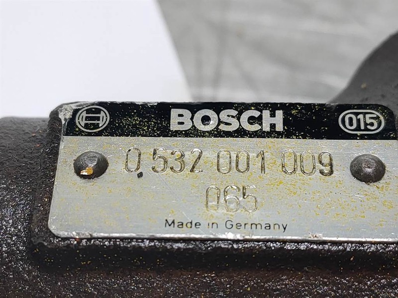 Bosch 0532001009 - Thermostat/Thermostaat - Hidraulika - Építőipari gépek: 4 kép. Bosch 0532001009 - Thermostat/Thermostaat - Hidraulika - Építőipari gépek: 4 kép.