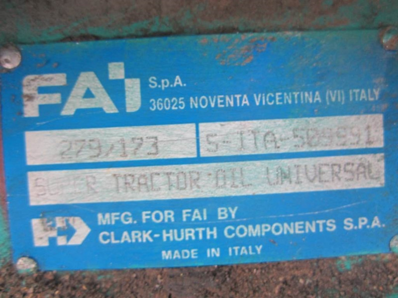 CLARK-HURTH 279/173 - FAI - Axle/Achse/As - Tengely és alkatrészek - Építőipari gépek: 5 kép. CLARK-HURTH 279/173 - FAI - Axle/Achse/As - Tengely és alkatrészek - Építőipari gépek: 5 kép.